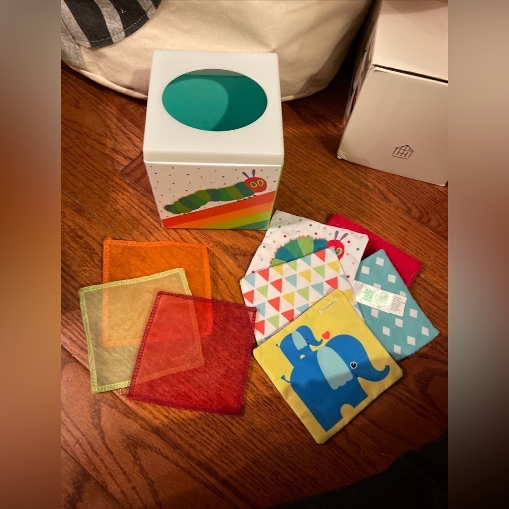 World of Eric Carle Montessori Tissue Box Sensory Toy